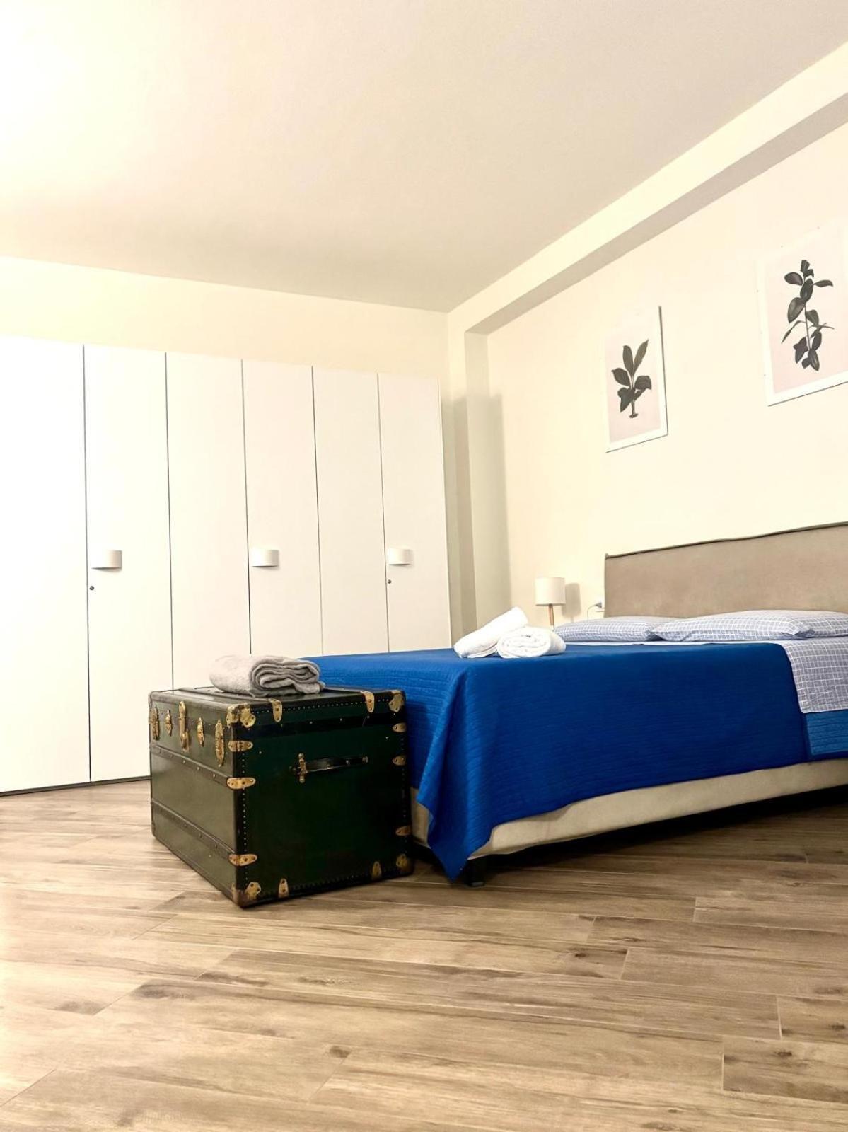 Lu.Lu Suite And Rooms ピアチェンツァ エクステリア 写真