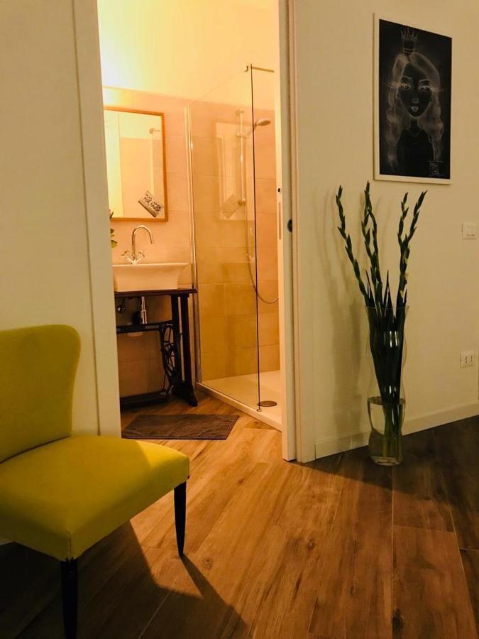 Lu.Lu Suite And Rooms ピアチェンツァ エクステリア 写真